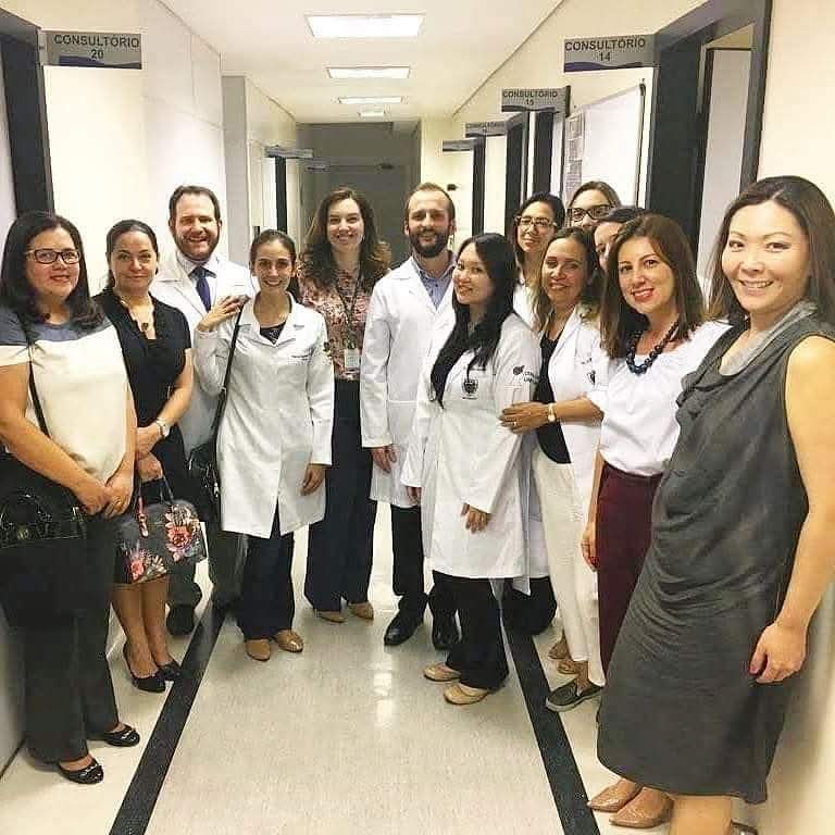 Experiência hospitalar — trajetória profissional da Dra. Julia Sereicikas